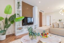 Apartment in Dubai -  Astounding 2BR with Sea View at Anantara The Palm