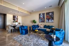 Apartment in Dubai - Voguish 2BR Apt w/Sea View at FIVE Palm