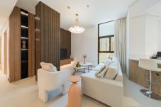 Apartment in Dubai - Chic 2BR Apt with Contemporary Design