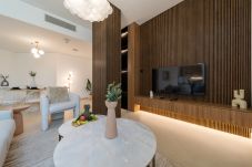 Apartment in Dubai - Chic 2BR Apt with Contemporary Design