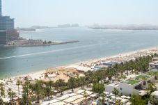 Apartment in Dubai - Superb 2BR Apt w/sea view at FIVE Palm