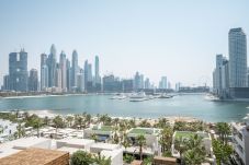 Apartment in Dubai - Impressive 2BR Apt w/sea view at FIVE Palm