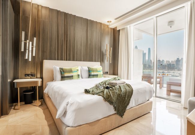 Apartment in Dubai - Bespoke 2BR Apt w/Sea View at FIVE Palm